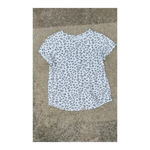 Old Navy Shirt Women Size Medium Gray Leopard Everywear Short Sleeve Blouse